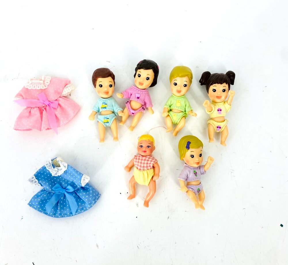 Vintage 2004 MGA Entertainment 5sies Quint Dolls Lot of 5 Collectible Toys